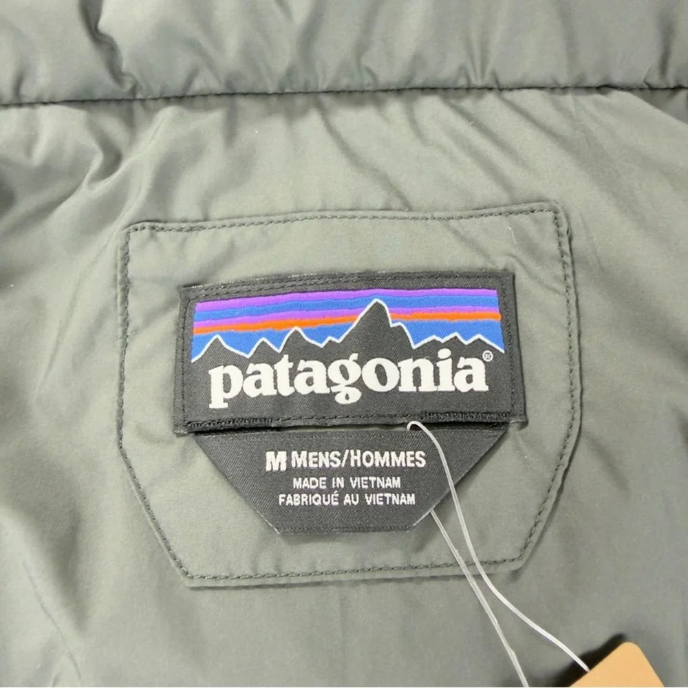 Patagonia NWT Men's Size Medium Silent Down Puffer Jacket 27930 w/Flaws - Picture 2 of 8